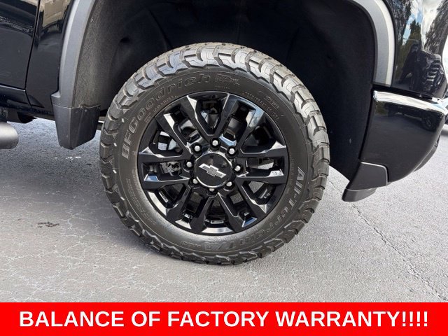 Used 2025 Chevrolet Silverado 3500 LTZ w/ LTZ Plus Package AWD/4WD image 8