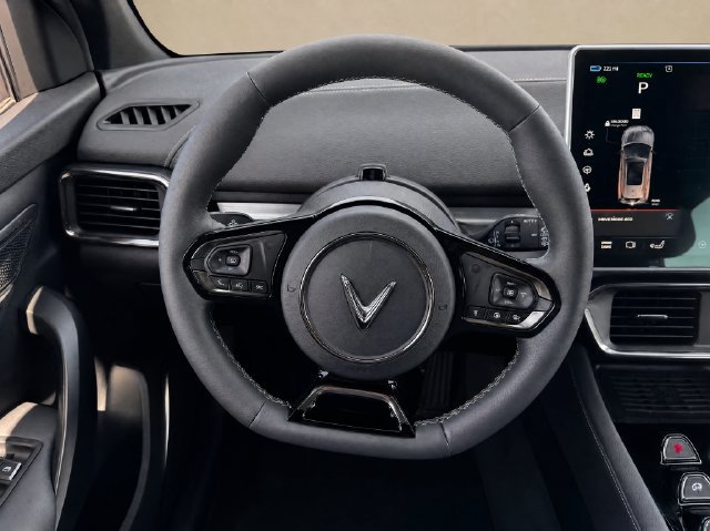 New 2025 VinFast VF 8 Plus AWD/4WD image 16