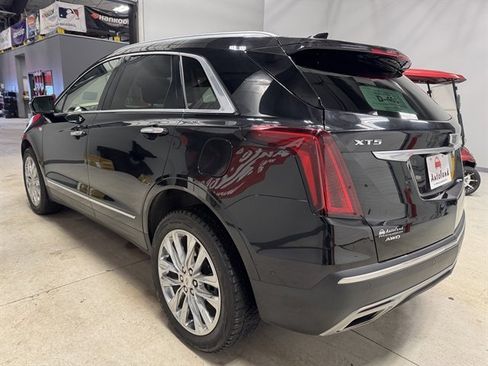 Used 2022 Cadillac XT5 Premium Luxury image 5