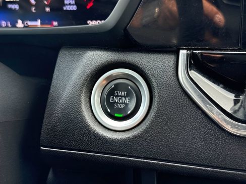 Used 2024 Chevrolet Colorado W/T RWD image 12