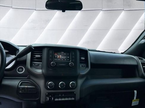 New 2024 RAM 3500 Tradesman image 29
