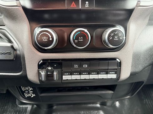 Used 2022 RAM 2500 Tradesman w/ Chrome Appearance Group image 13