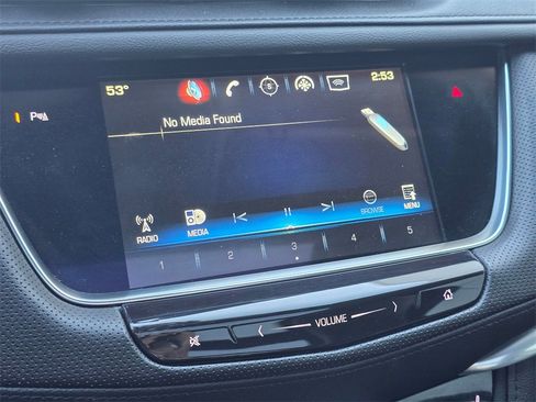 Used 2018 Cadillac XT5 Luxury w/ Driver Awareness Package image 61