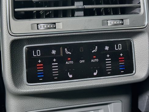 New 2026 Audi Q8 Premium Plus AWD/4WD image 38