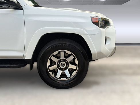 Used 2024 Toyota 4Runner TRD Off-Road Premium w/ Off Road Premium Plus Package AWD/4WD image 12