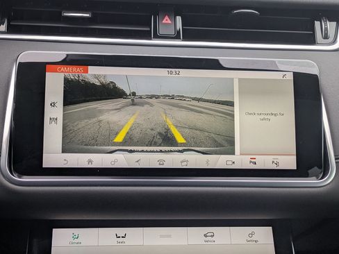 Used 2020 Land Rover Range Rover Evoque SE image 15