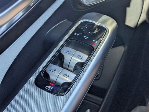 New 2026 Mercedes-Benz GLC 300 image 27