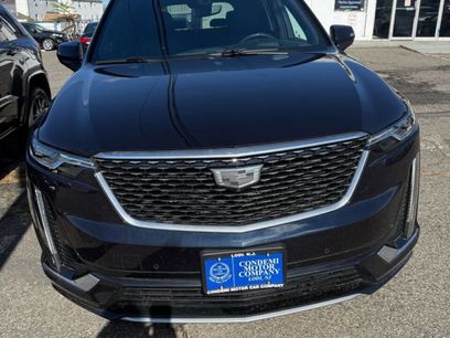 Used 2022 Cadillac XT6 Premium Luxury w/ Technology Package