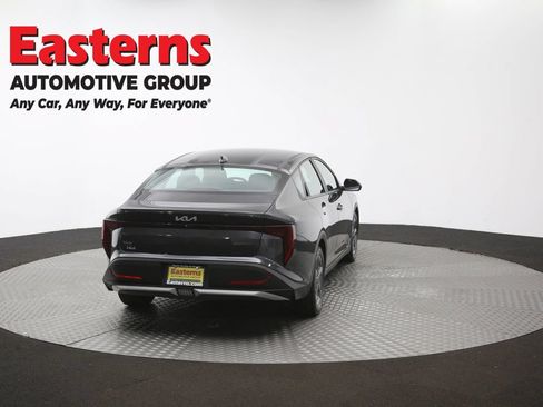Used 2025 Kia K4 LXS FWD image 38