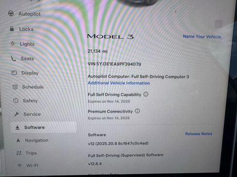 Used 2023 Tesla Model 3 Standard Range image 4