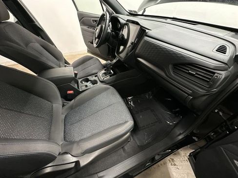 Certified 2025 Subaru Forester Premium image 21