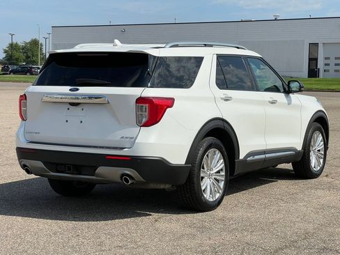 Used 2021 Ford Explorer Limited w/ Equipment Group 301A AWD/4WD image 46