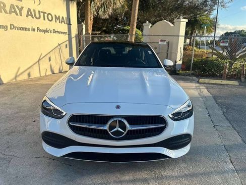 Used 2025 Mercedes-Benz C 300 4MATIC Sedan image 2