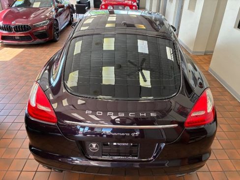 Used 2012 Porsche Panamera 4S image 11