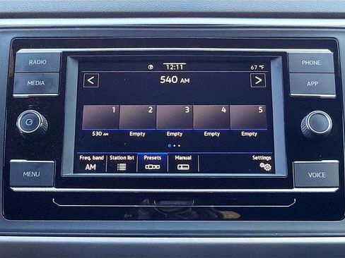 Used 2022 Volkswagen Atlas Cross Sport SE FWD image 28