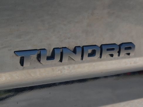 Used 2024 Toyota Tundra Limited AWD/4WD image 18