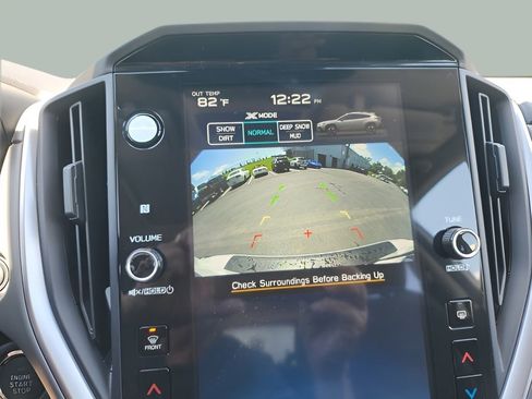 Used 2025 Subaru Crosstrek 2.0i Premium image 11