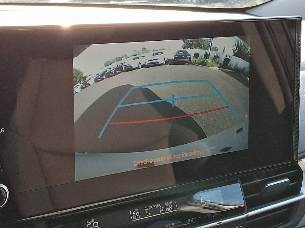 Certified 2025 Toyota Sienna XLE w/ XLE Plus Package AWD/4WD image 20