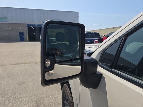 Used 2026 GMC Sierra 2500 AT4 w/ AT4 Premium Plus Package AWD/4WD image 7