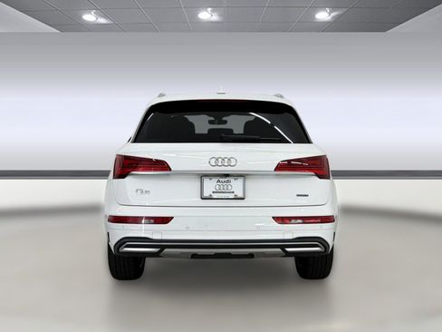 Used 2023 Audi Q5 2.0T Premium w/ Convenience Package AWD/4WD image 10