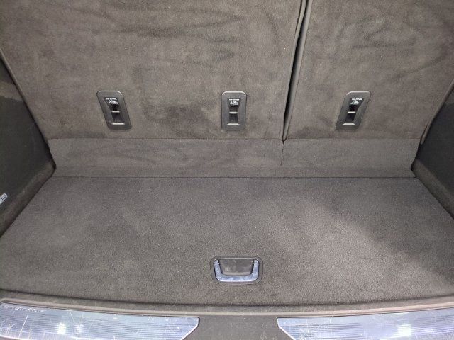 Certified 2023 Cadillac Escalade Premium Luxury AWD/4WD image 26