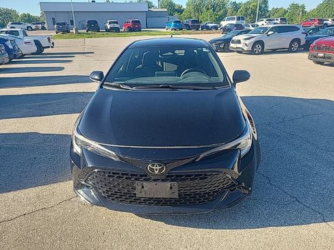 Used 2023 Toyota Corolla SE FWD image 3