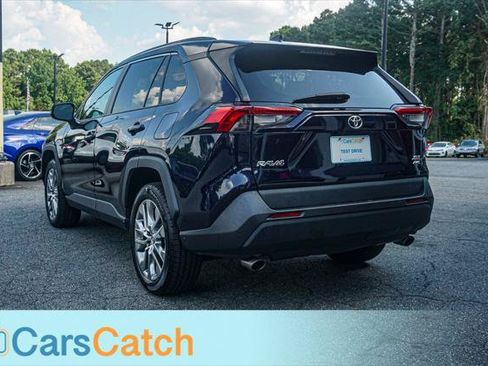 Used 2020 Toyota RAV4 XLE Premium AWD/4WD image 13