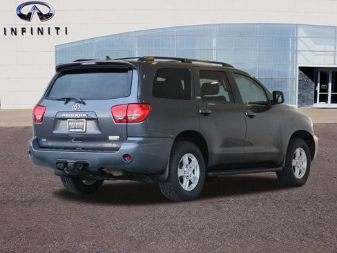 Used 2013 Toyota Sequoia SR5 AWD/4WD image 49