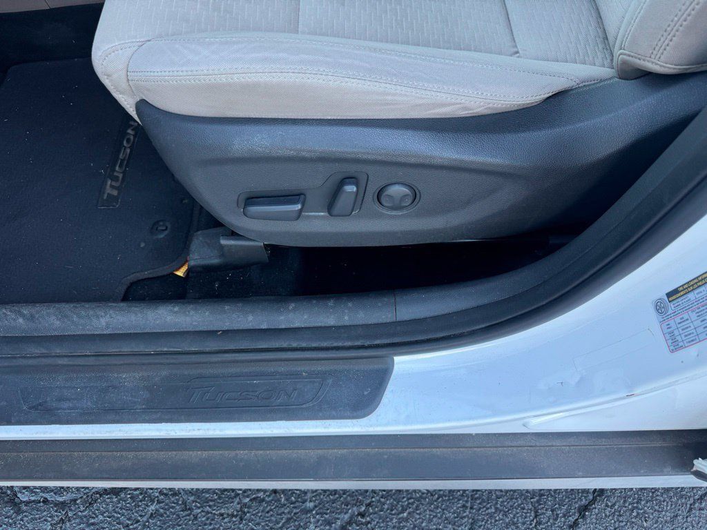 Used 2021 Hyundai Tucson SEL AWD/4WD image 13