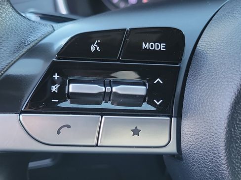 Certified 2022 Hyundai Santa Cruz SEL image 8