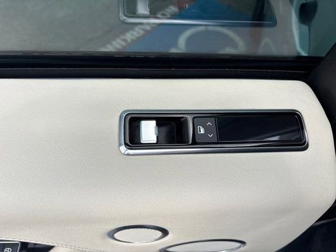 Used 2019 Land Rover Range Rover Supercharged image 31