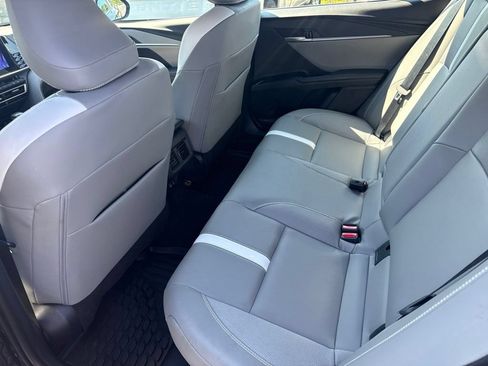 Used 2025 Toyota Camry SE w/ Convenience Package AWD/4WD image 20