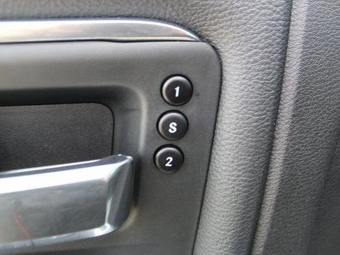 Used 2024 RAM 2500 Laramie image 13