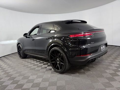 Used 2023 Porsche Cayenne S AWD/4WD image 9
