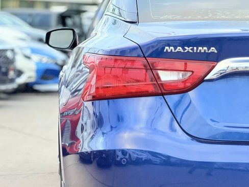 Used 2018 Nissan Maxima 3.5 SV image 11