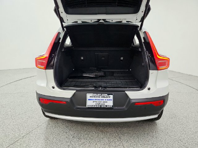 Used 2023 Volvo XC40 B5 Ultimate w/ Climate Package AWD/4WD image 19