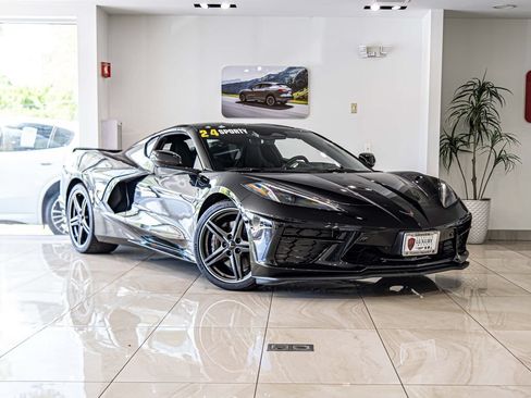 Used 2024 Chevrolet Corvette Stingray Preferred Cpe w/ Z51 Performance Package RWD image 6