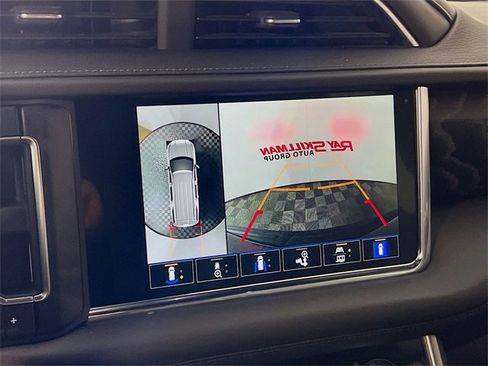 Used 2022 GMC Yukon Denali w/ Max Trailering Package image 18