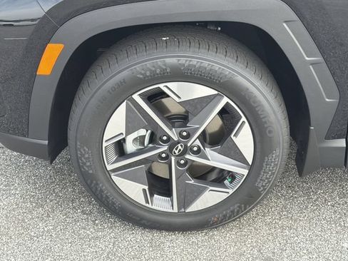 New 2026 Hyundai Tucson SEL FWD image 13