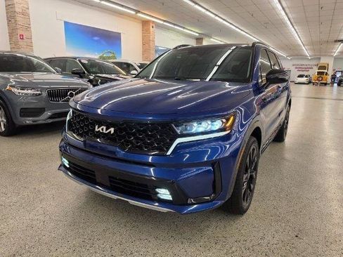 Used 2022 Kia Sorento SX AWD/4WD image 2