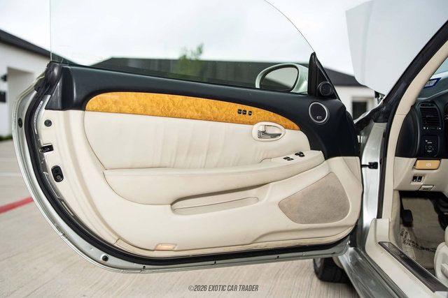Used 2003 Lexus SC 430 Convertible RWD image 31