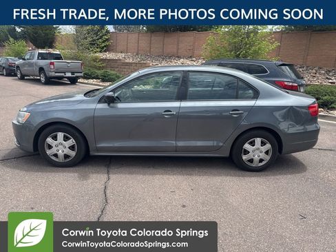 Used 2014 Volkswagen Jetta S FWD image 4