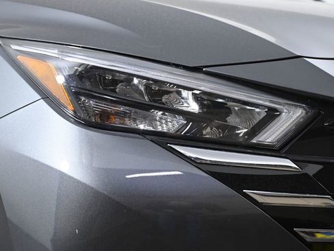 New 2025 Nissan Versa SV w/ Trunk Package image 4