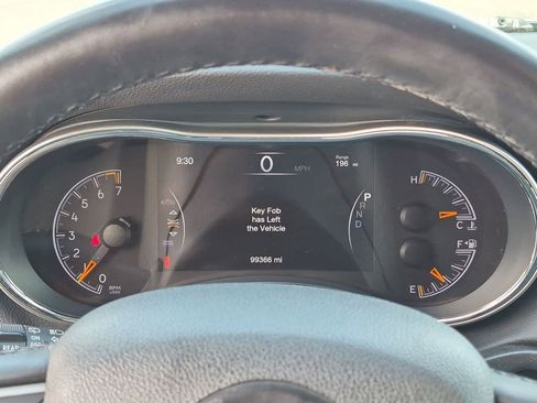 Used 2018 Jeep Grand Cherokee Laredo AWD/4WD image 10