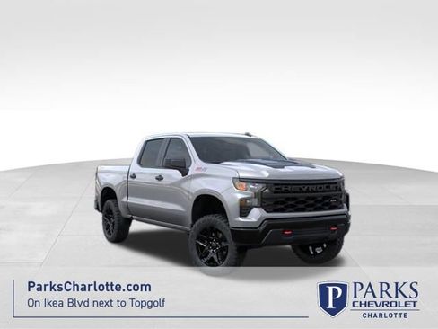 New 2026 Chevrolet Silverado 1500 Custom Trail Boss w/ LPO, Dark Essentials Package image 1