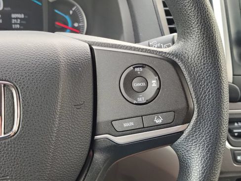 Used 2019 Honda Pilot LX image 14
