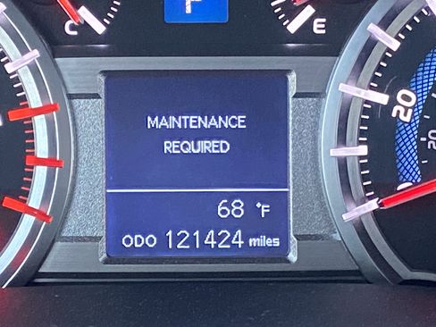 Certified 2019 Toyota 4Runner SR5 image 7