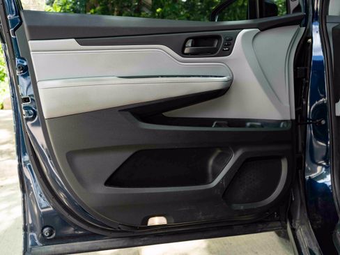 Used 2023 Honda Odyssey EX-L image 36