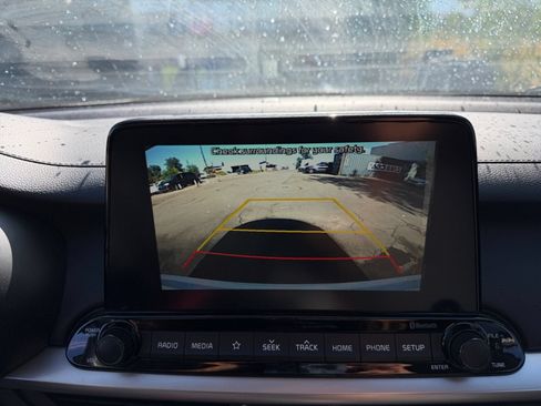 Used 2020 Kia Forte LXS FWD image 23