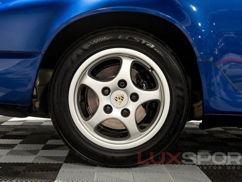 Used 1992 Porsche 911 Carrera image 12